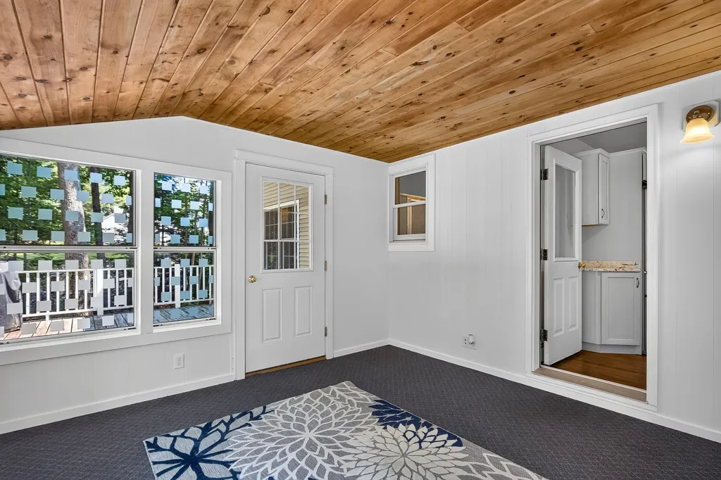 40 Forest Hill Bucksport ME 04416
