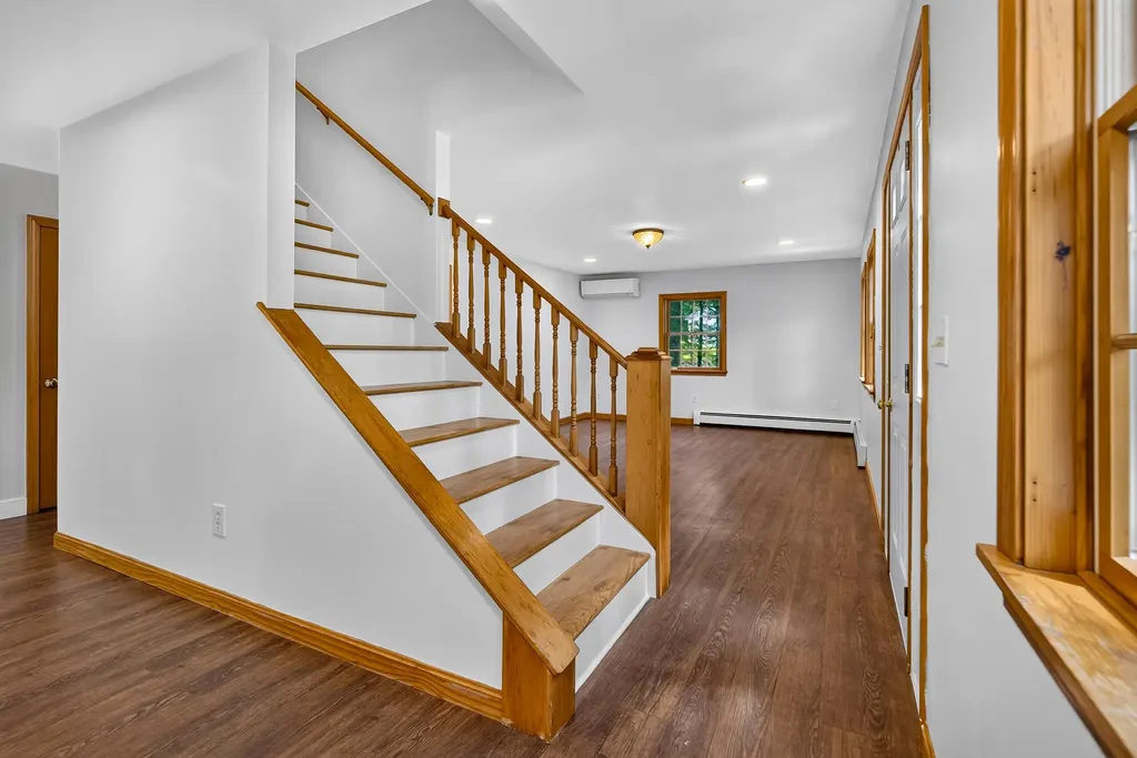 40 Forest Hill Bucksport ME 04416