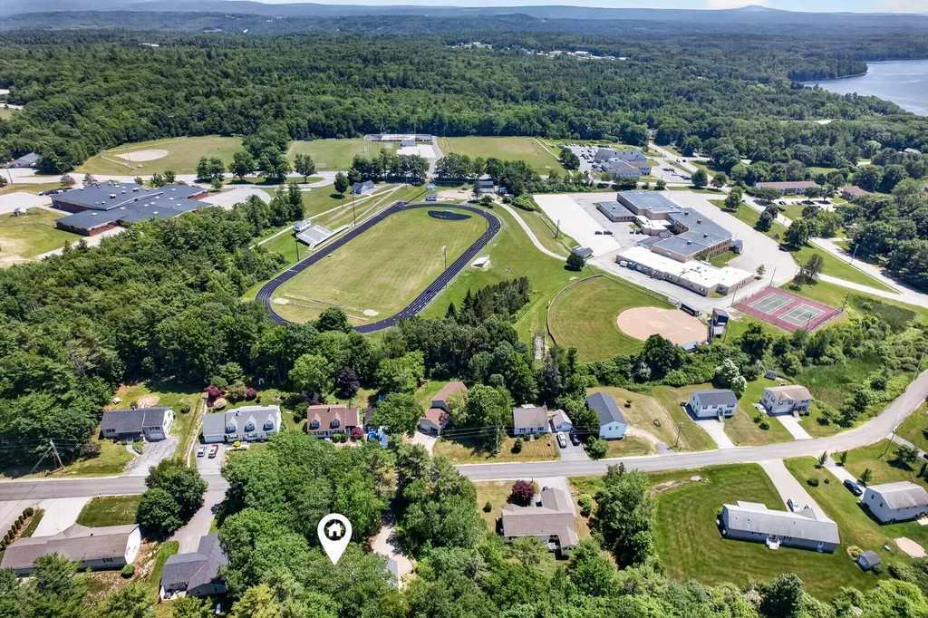 40 Forest Hill Bucksport ME 04416