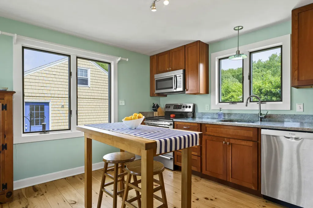21 Morse Shore Road Harpswell ME 04079