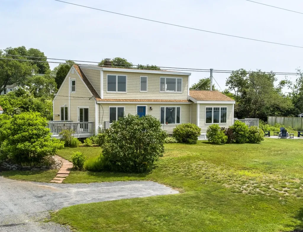 21 Morse Shore Road Harpswell ME 04079