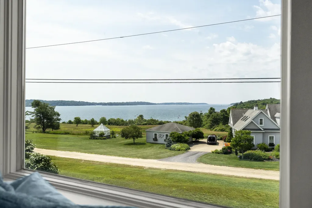 21 Morse Shore Road Harpswell ME 04079