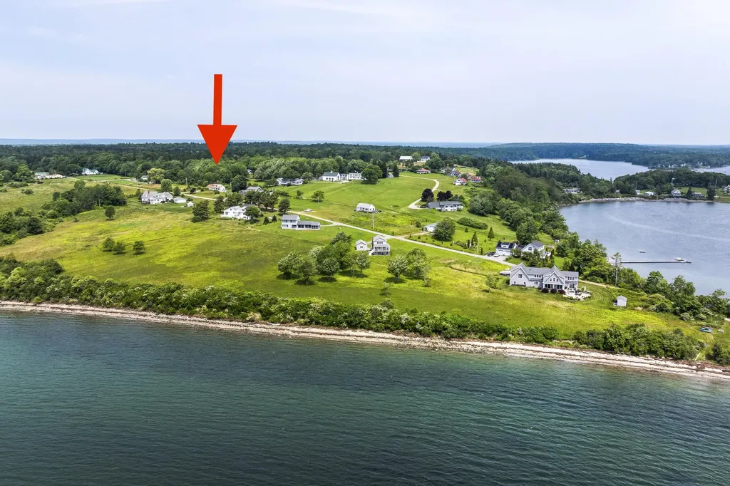 21 Morse Shore Road Harpswell ME 04079