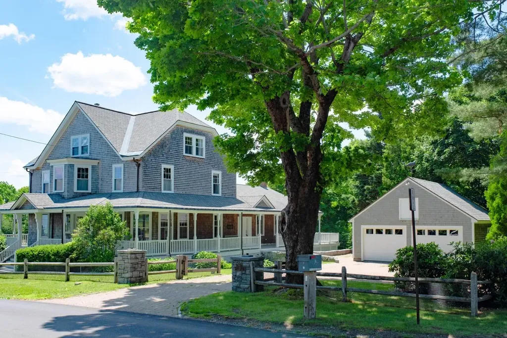 57 Samoset Road Rockland ME 04841