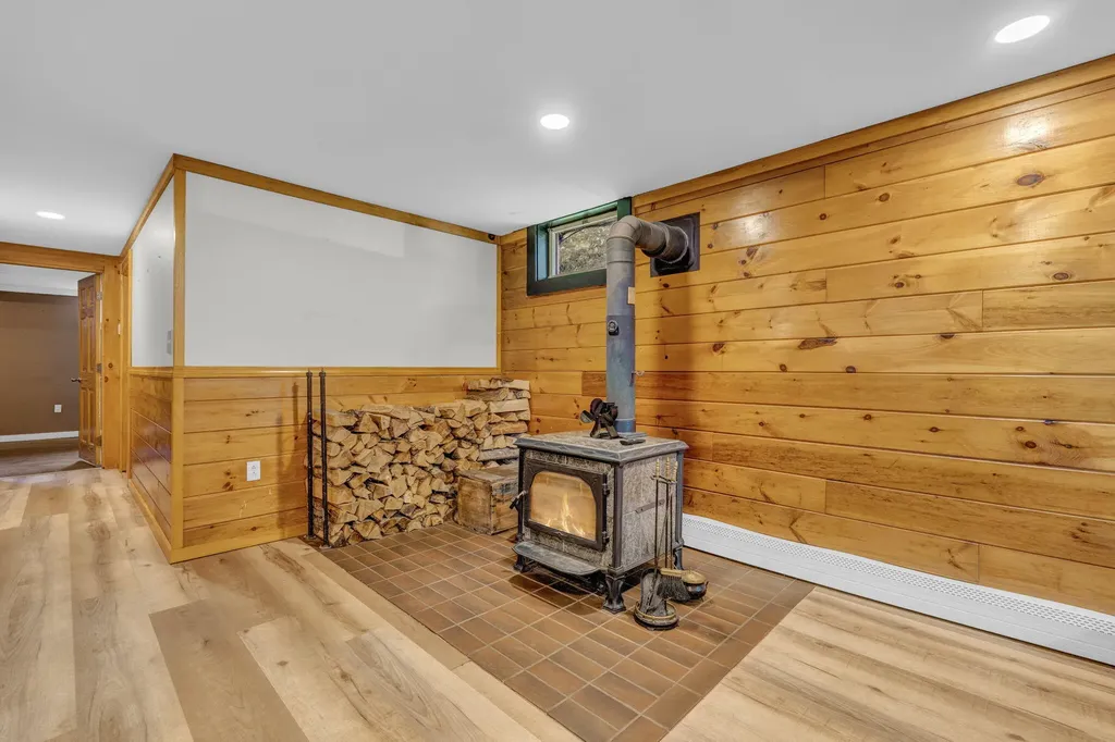 1811 Stage Road Etna ME 04434