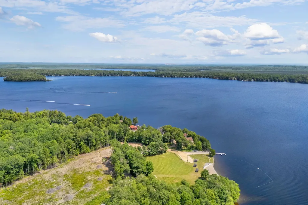 157 Lakeside Landing Road Glenburn ME 04401