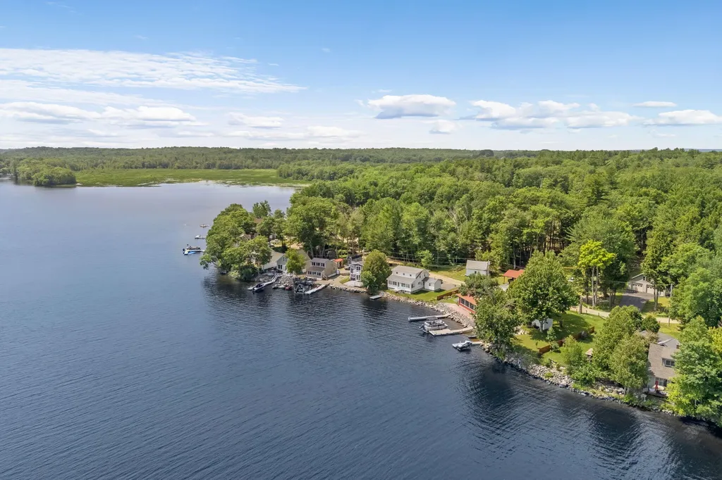 157 Lakeside Landing Road Glenburn ME 04401