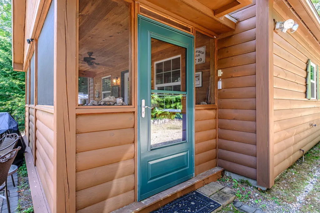 29 Merrifield Circle Sebago ME 04029
