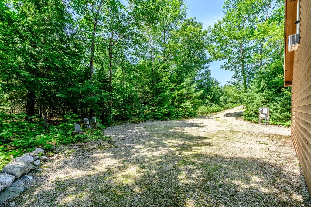 29 Merrifield Circle Sebago ME 04029