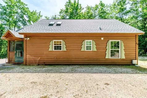 29 Merrifield Circle Sebago ME 04029