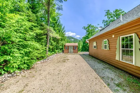 29 Merrifield Circle Sebago ME 04029