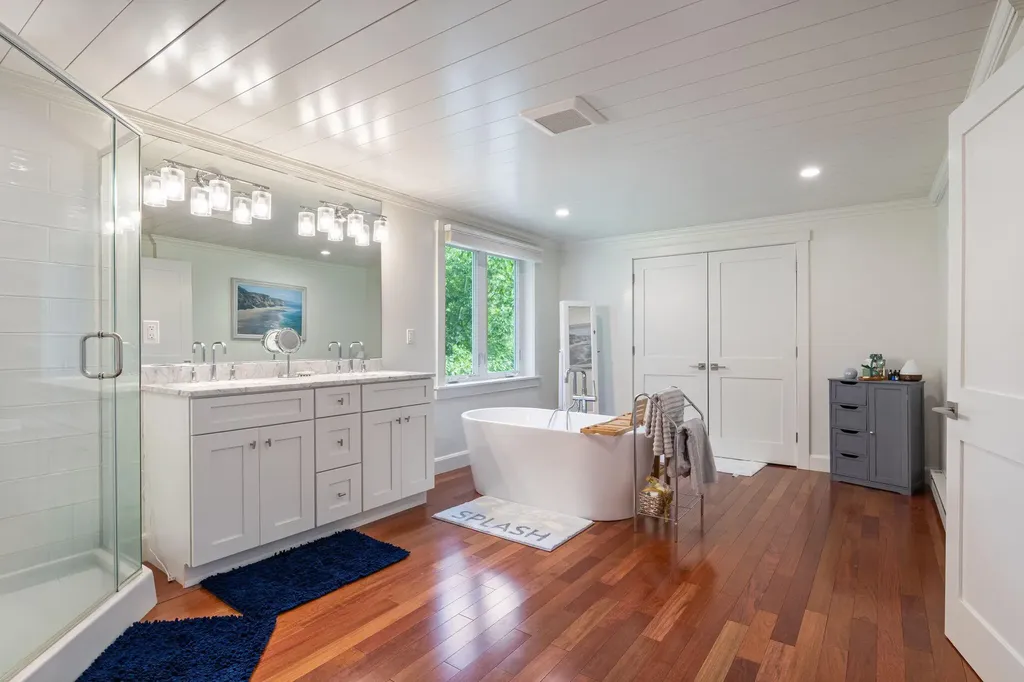 5 Winterbrook Court York ME 03909