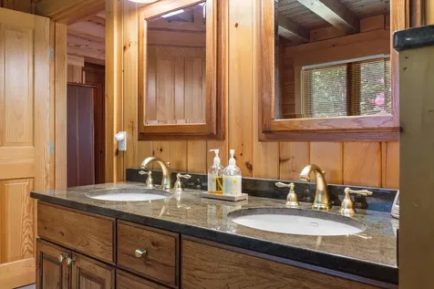 43 Wilband Road Nobleboro ME 04555