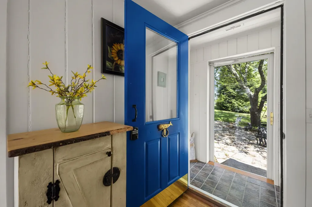 63 Bradley Hill Road Bristol ME 04558