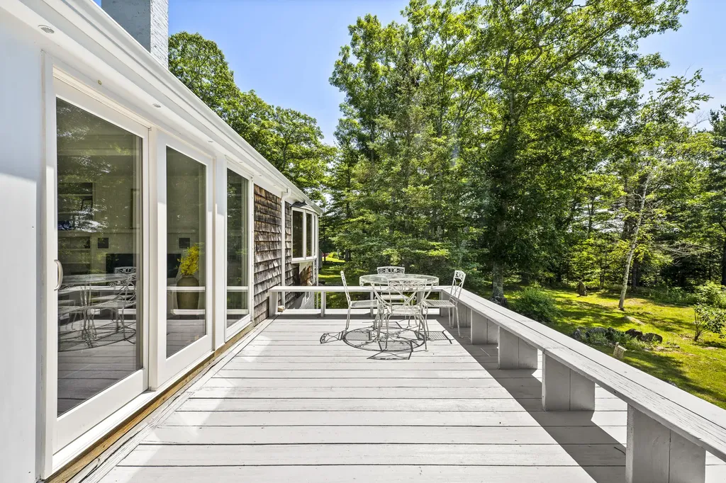 63 Bradley Hill Road Bristol ME 04558