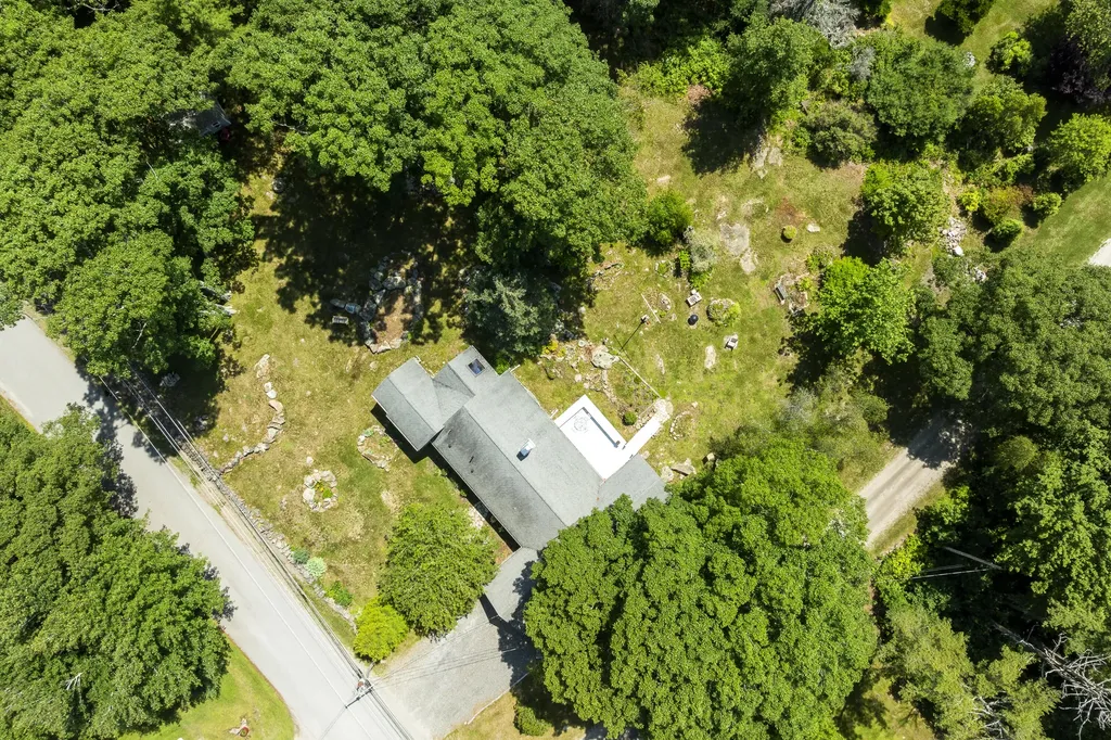 63 Bradley Hill Road Bristol ME 04558