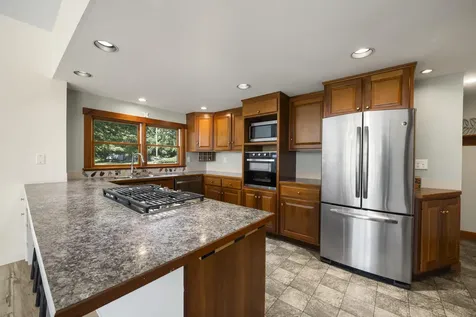 63 Bradley Hill Road Bristol ME 04558
