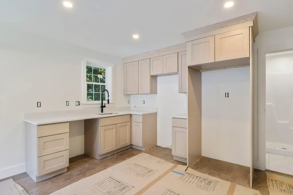 15 Casey Lane Kennebunk ME 04043