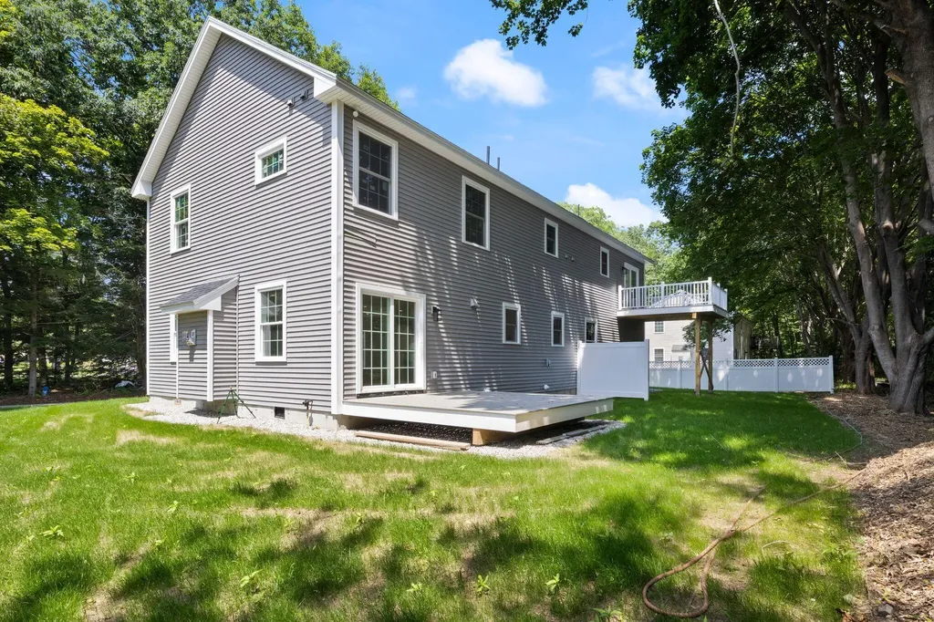 15 Casey Lane Kennebunk ME 04043
