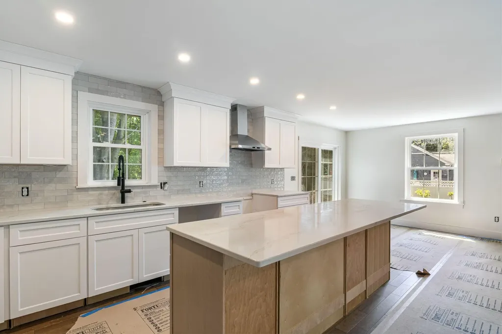 15 Casey Lane Kennebunk ME 04043