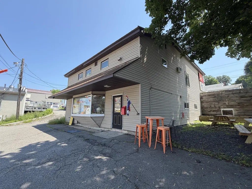 23 Spring Street Dexter ME 04930