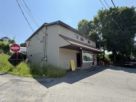 23 Spring Street Dexter ME 04930