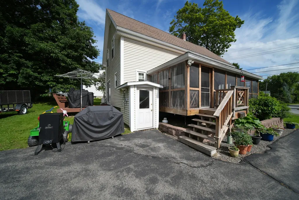 66 Pearce Avenue Houlton ME 04730