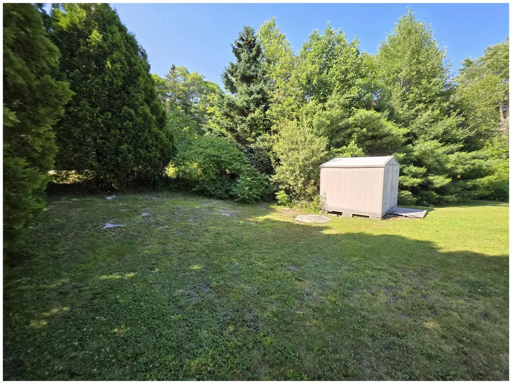 59 Ocean Point Road Boothbay Harbor ME 04538