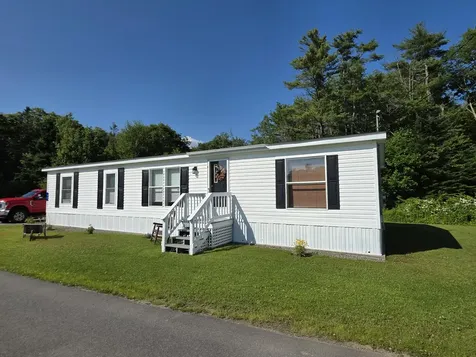 59 Ocean Point Road Boothbay Harbor ME 04538