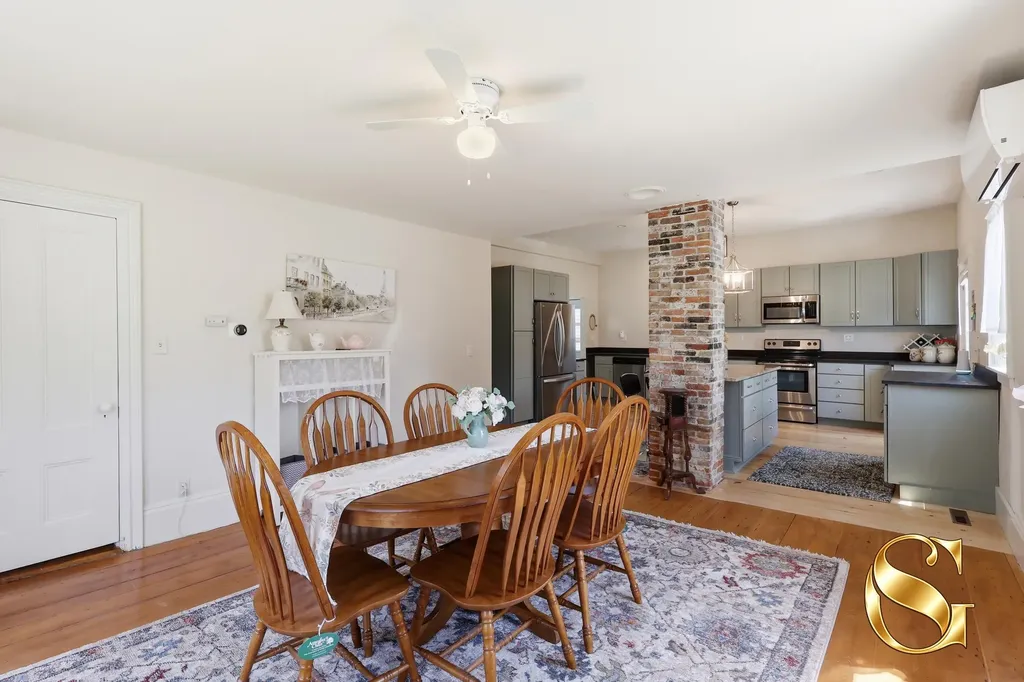 66 Dodge Road Edgecomb ME 04556