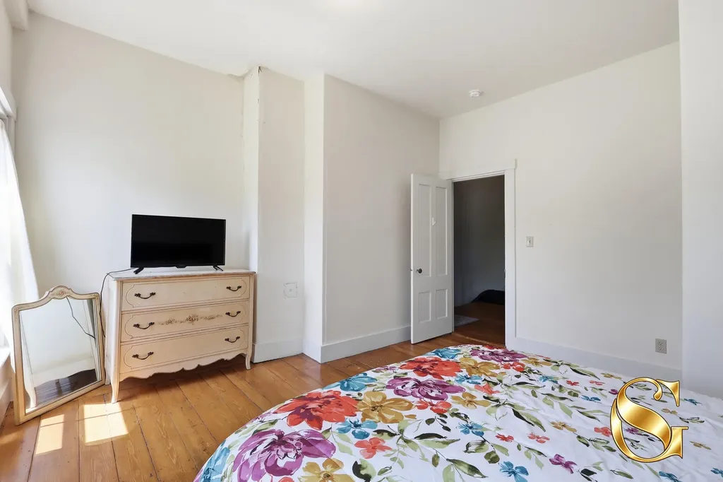 66 Dodge Road Edgecomb ME 04556
