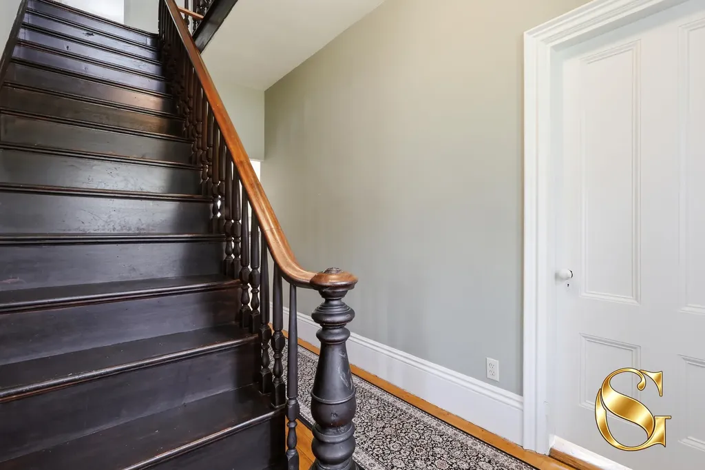 66 Dodge Road Edgecomb ME 04556