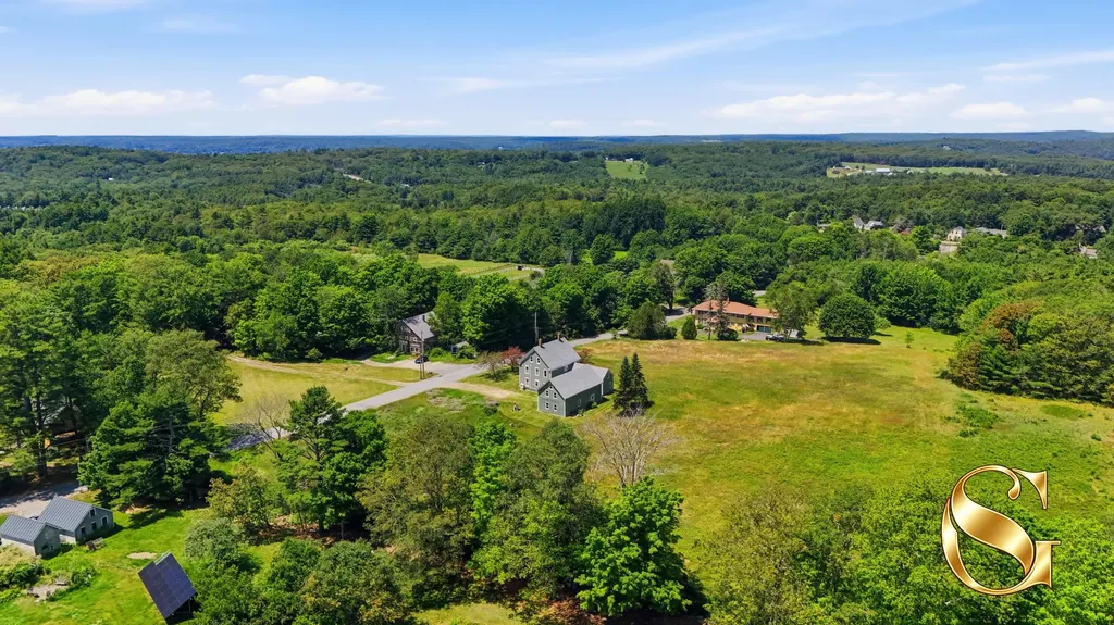 66 Dodge Road Edgecomb ME 04556
