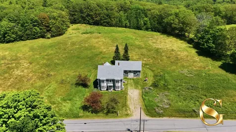 66 Dodge Road Edgecomb ME 04556