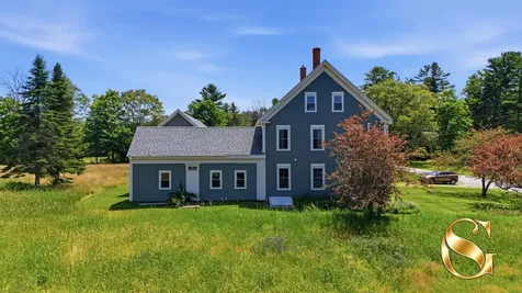 66 Dodge Road Edgecomb ME 04556