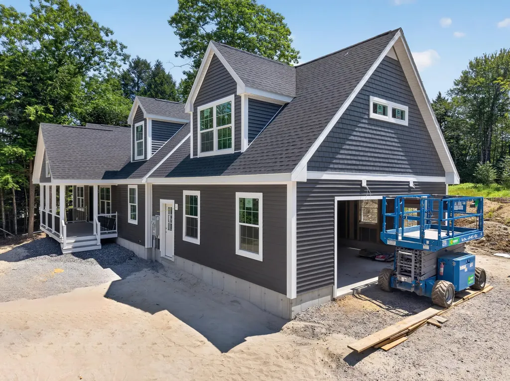 33 Cameron Lane Brunswick ME 04011