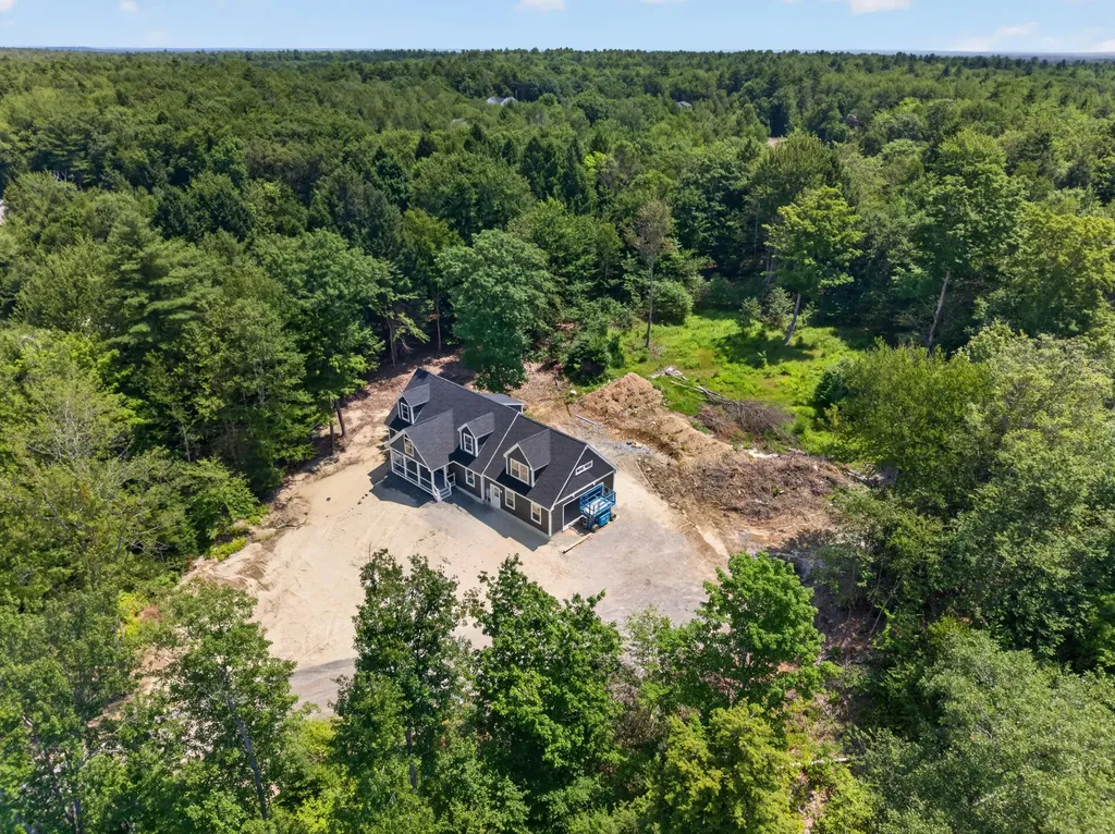 33 Cameron Lane Brunswick ME 04011