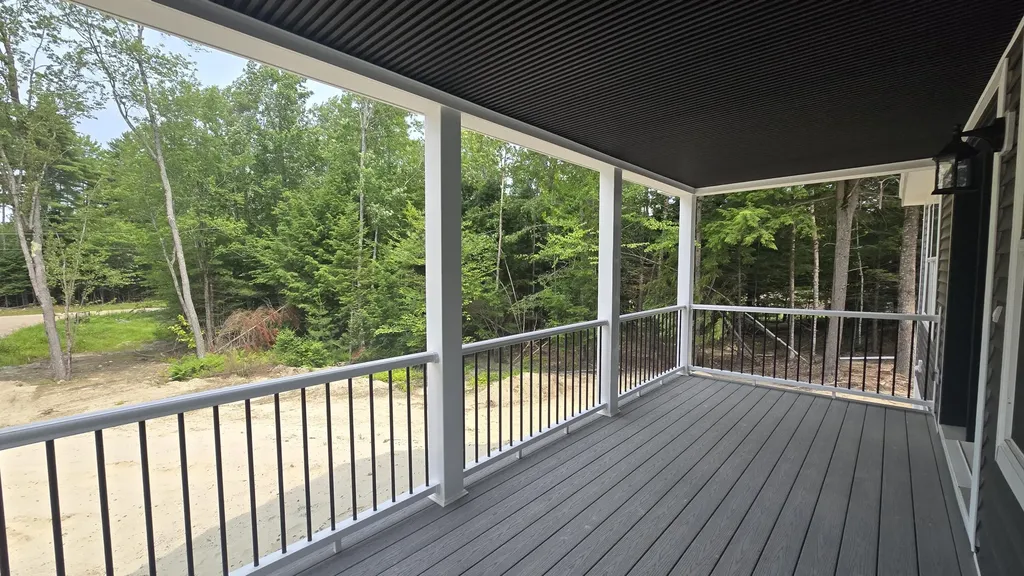 33 Cameron Lane Brunswick ME 04011