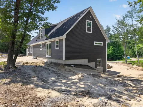 33 Cameron Lane Brunswick ME 04011