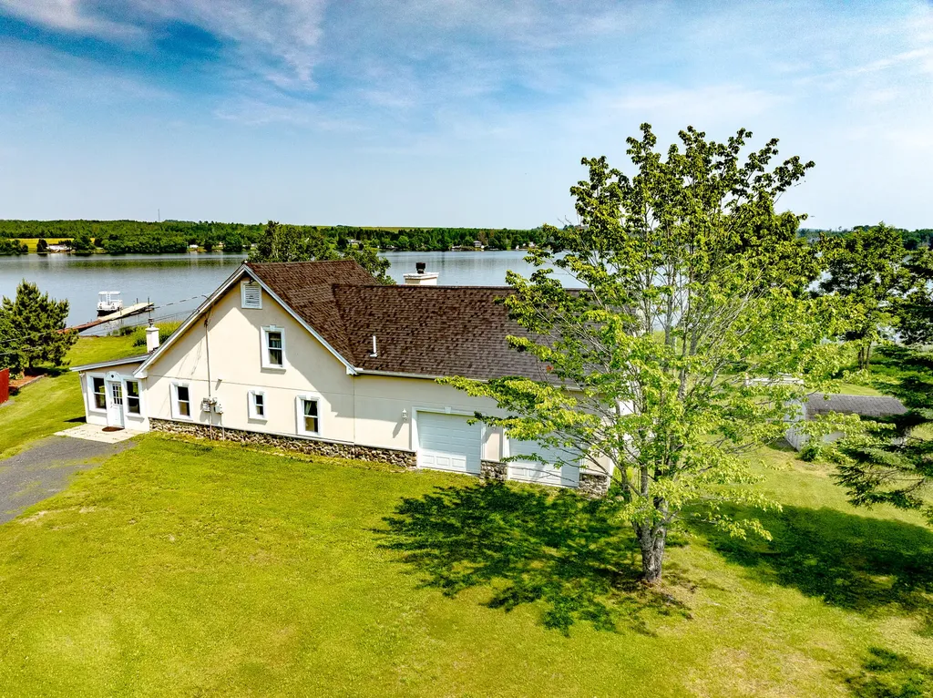 152 Island Road Saint Agatha ME 04772