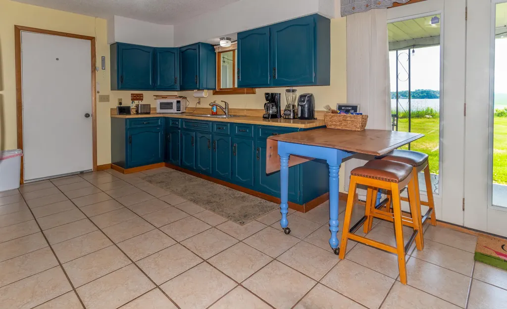 152 Island Road Saint Agatha ME 04772