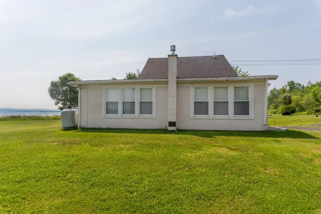 152 Island Road Saint Agatha ME 04772
