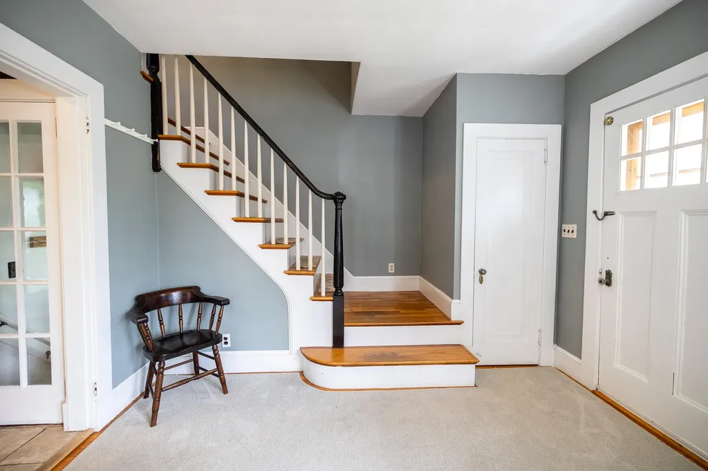 20 Fairlawn Avenue Lewiston ME 04240