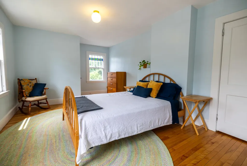 20 Fairlawn Avenue Lewiston ME 04240