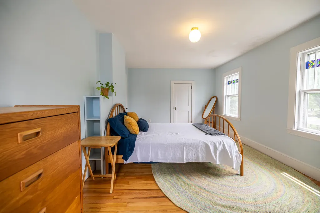 20 Fairlawn Avenue Lewiston ME 04240