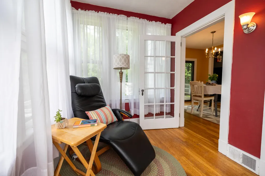 20 Fairlawn Avenue Lewiston ME 04240