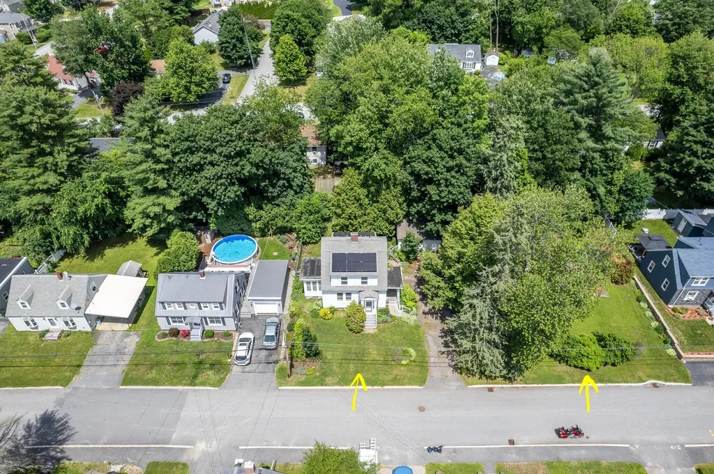 20 Fairlawn Avenue Lewiston ME 04240