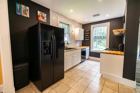 20 Fairlawn Avenue Lewiston ME 04240
