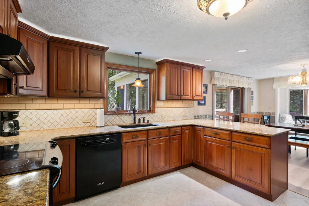 190 Glenwood Road Wells ME 04090