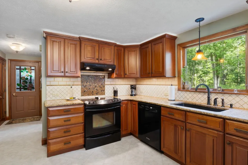 190 Glenwood Road Wells ME 04090